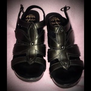 Dansko Black Ready for Spring! Size 40.